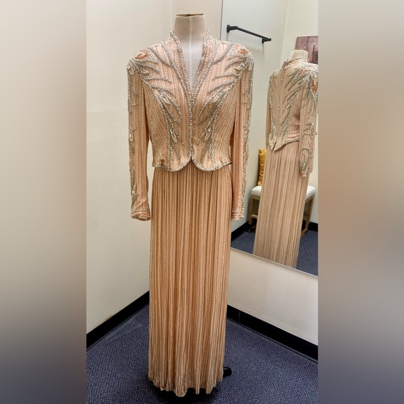 Bob Mackie Dresses & Skirts - Bob Mackie Sz12 label,likely Tailored,fits like 8/10 beaded Silk Lt Pink EUC